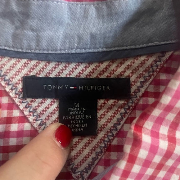 Tommy Hilfiger button down—medium - Picture 4 of 4